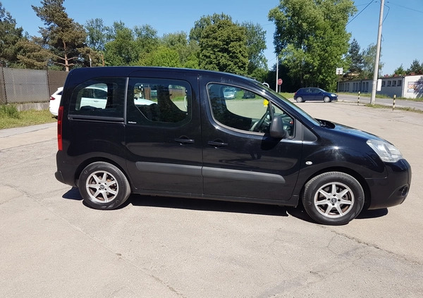 Citroen Berlingo cena 23900 przebieg: 231240, rok produkcji 2011 z Bychawa małe 211